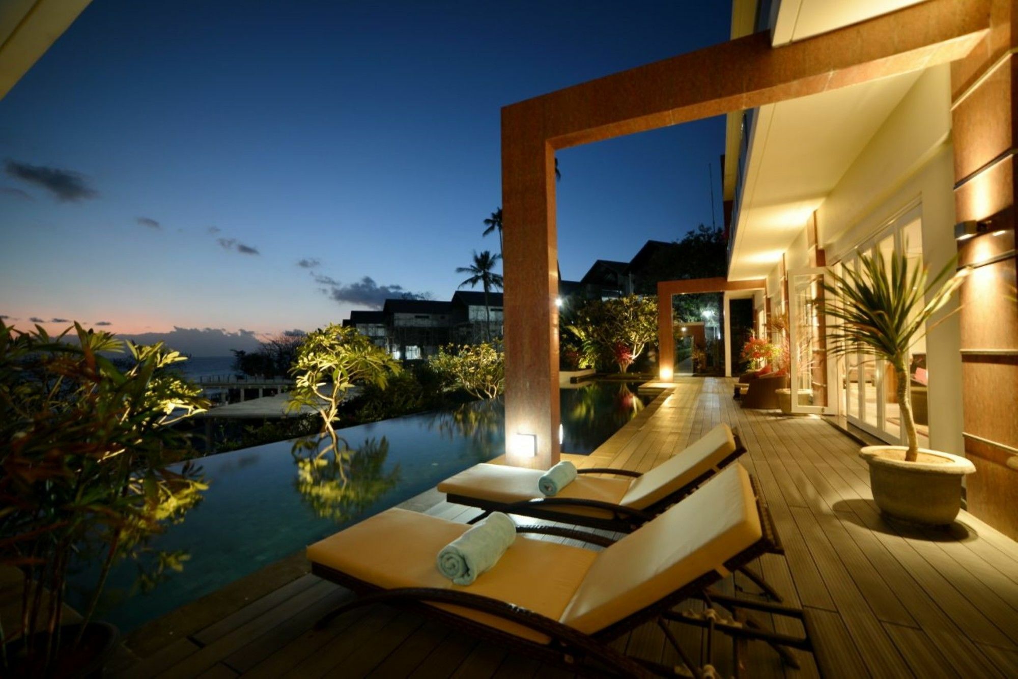 סנגיגי Rajavilla Lombok Resort - Seaside Serenity מראה חיצוני תמונה